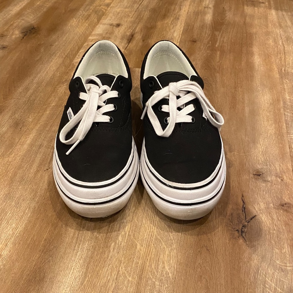 Vans Womens Size 7 Platform